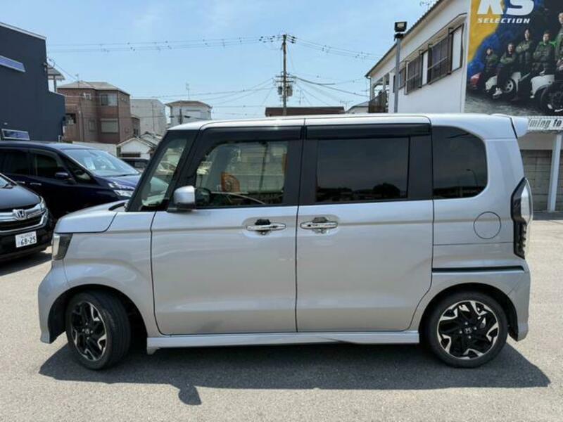 N BOX CUSTOM