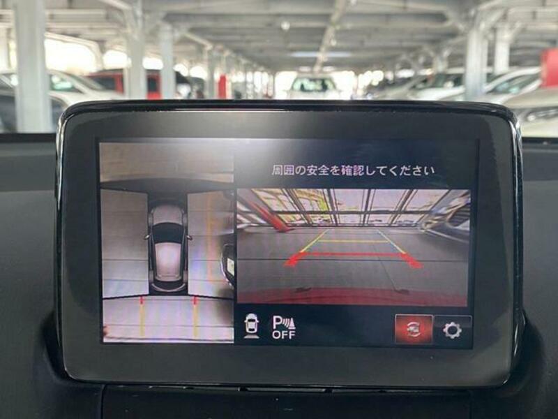 MAZDA2