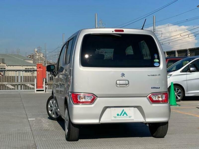 WAGON R