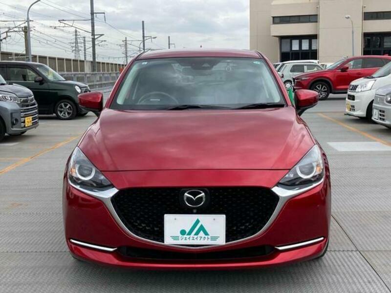 MAZDA2