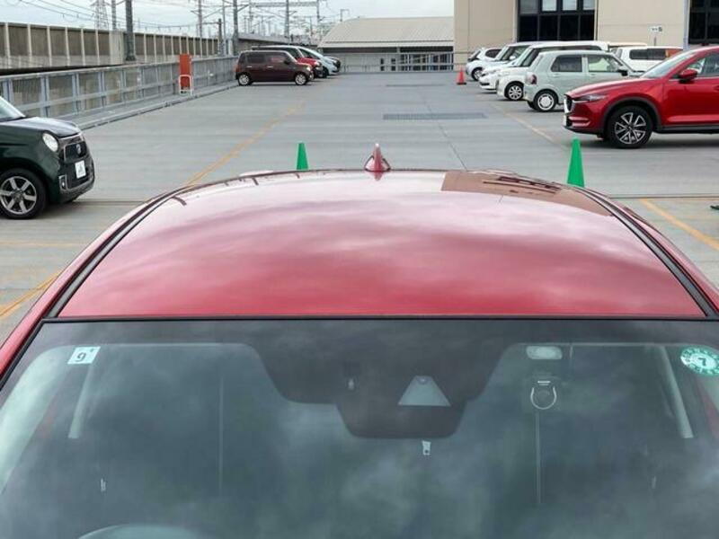 MAZDA2