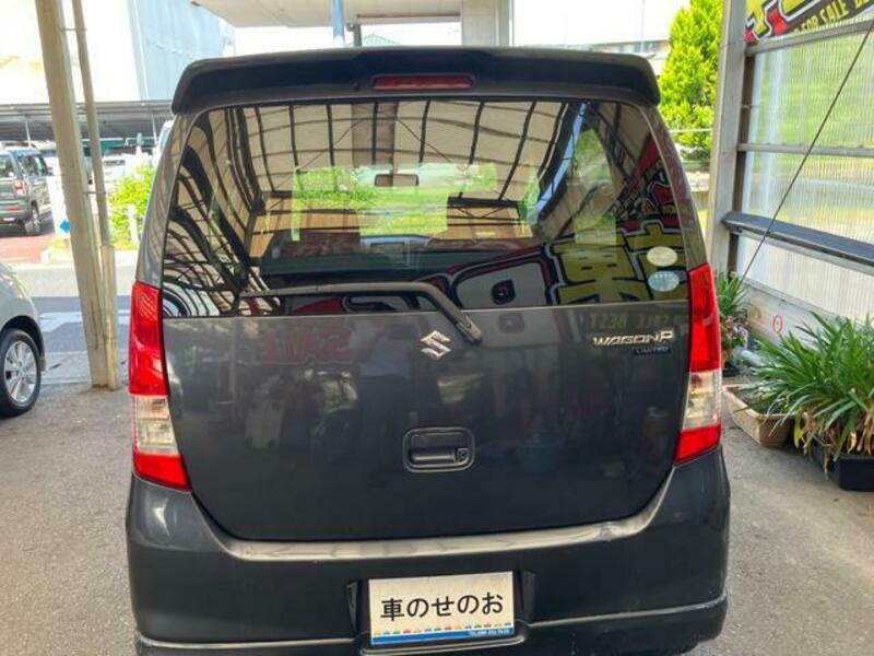 WAGON R