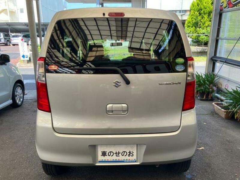 WAGON R