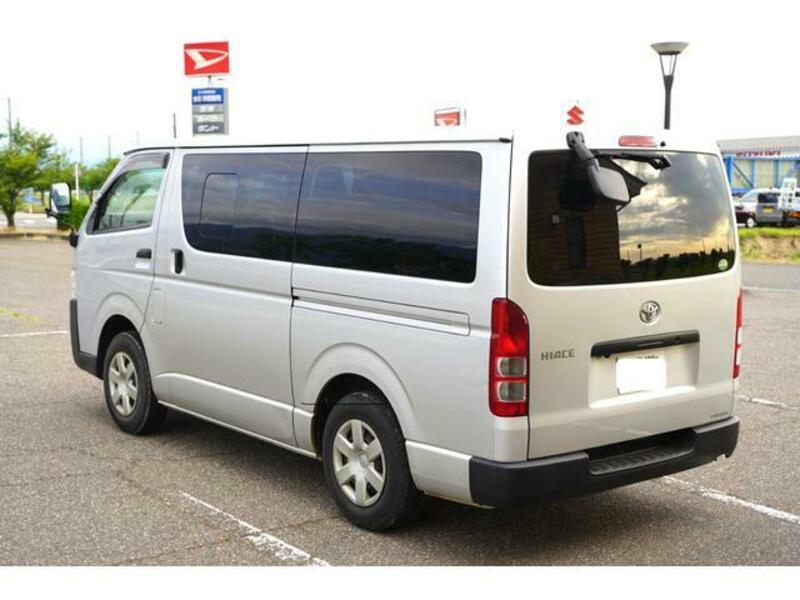 HIACE VAN