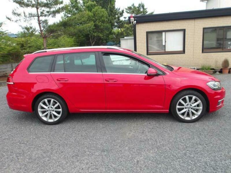 GOLF VARIANT