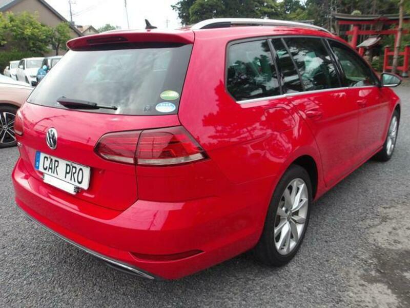 GOLF VARIANT