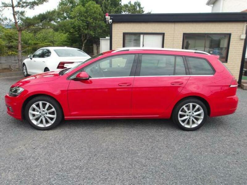 GOLF VARIANT