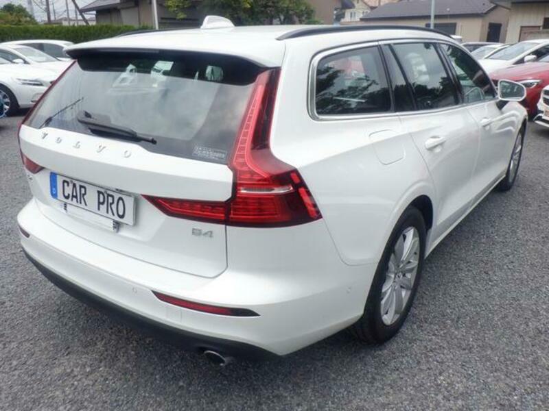 V60