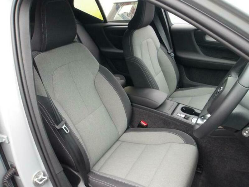 XC40