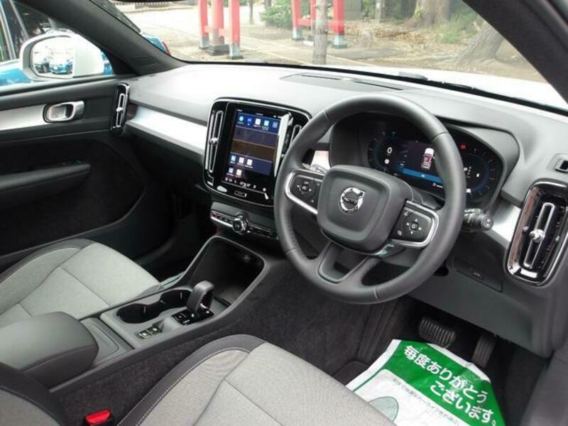 XC40