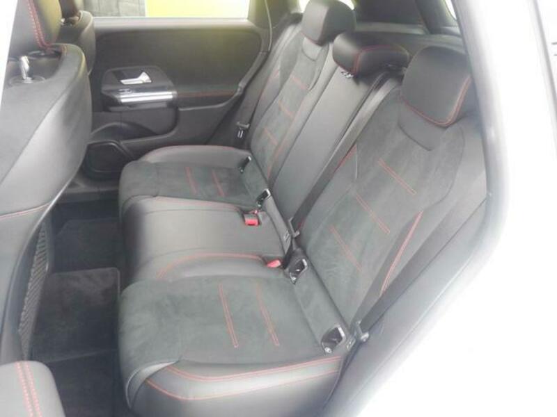 B-CLASS