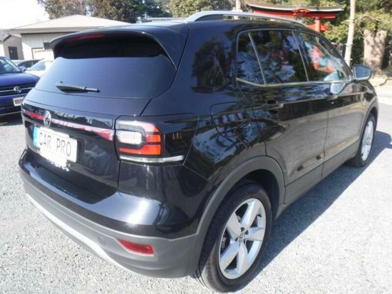 T CROSS