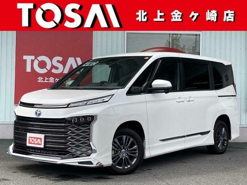 TOYOTA VOXY