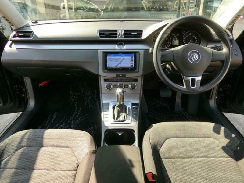 PASSAT VARIANT