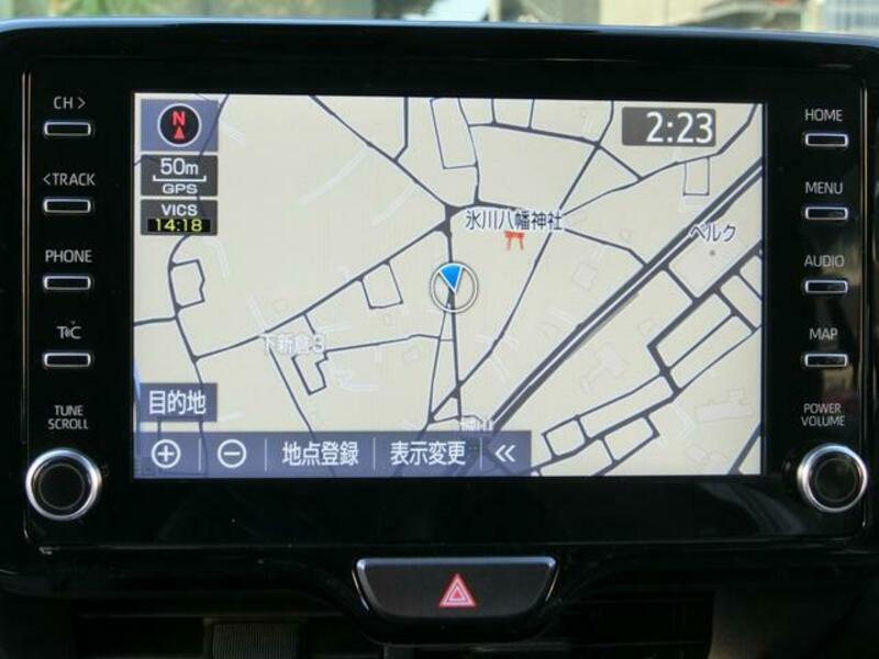 YARIS CROSS