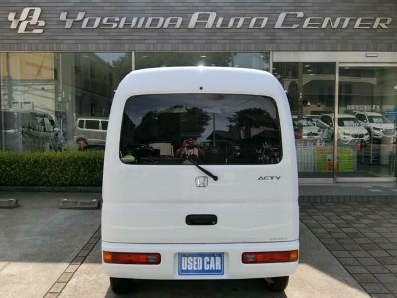ACTY VAN