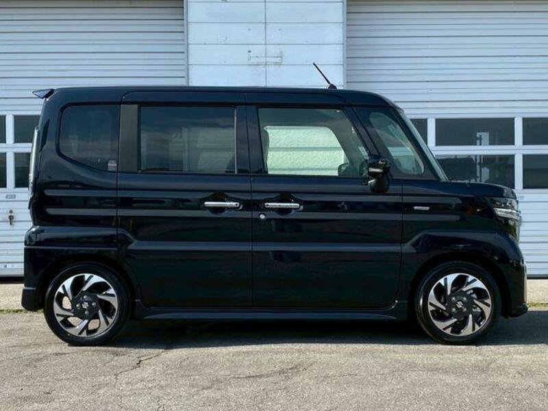 SPACIA CUSTOM