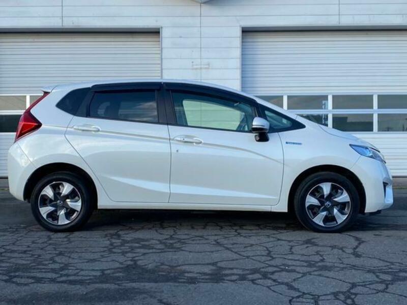 FIT HYBRID