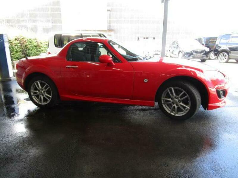 ROADSTER
