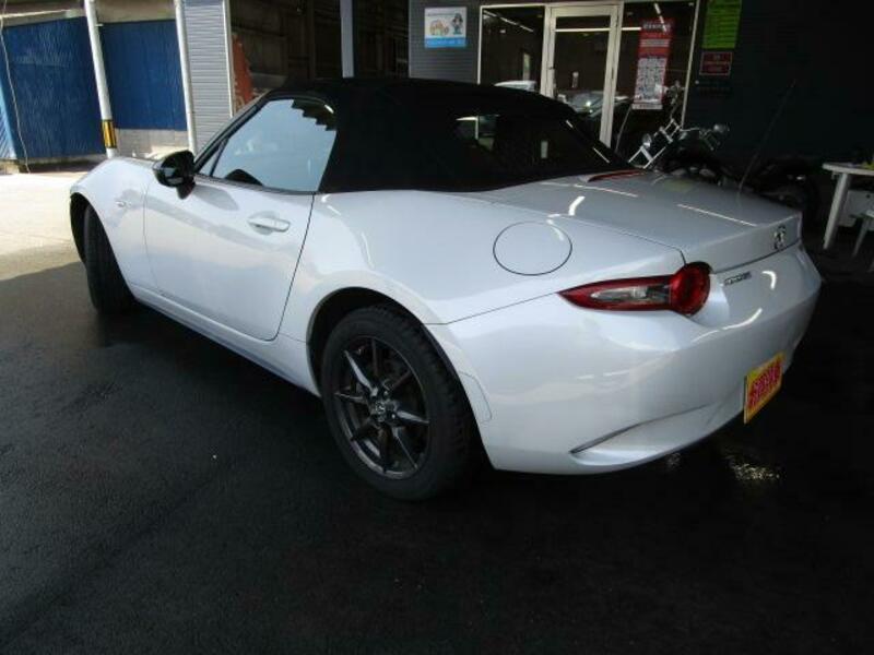 ROADSTER