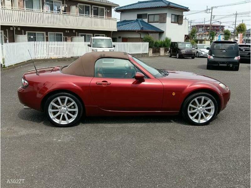 ROADSTER