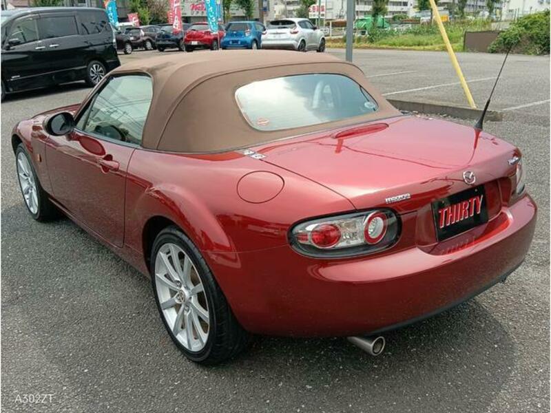 ROADSTER