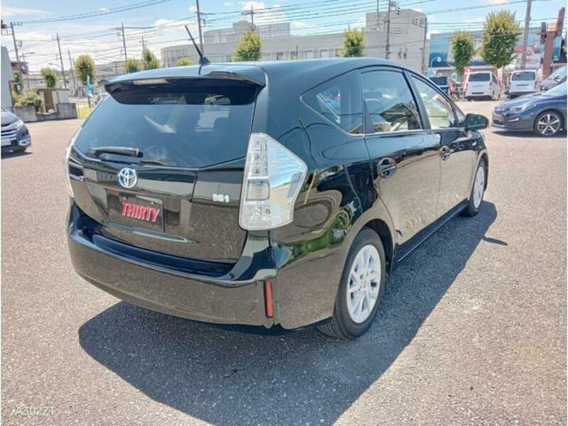 PRIUS ALPHA