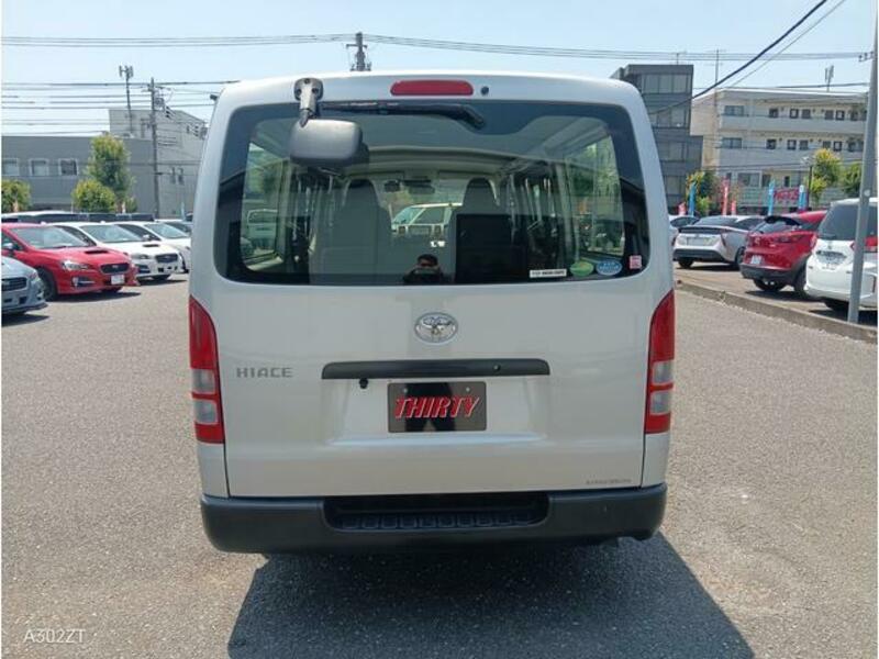 HIACE VAN