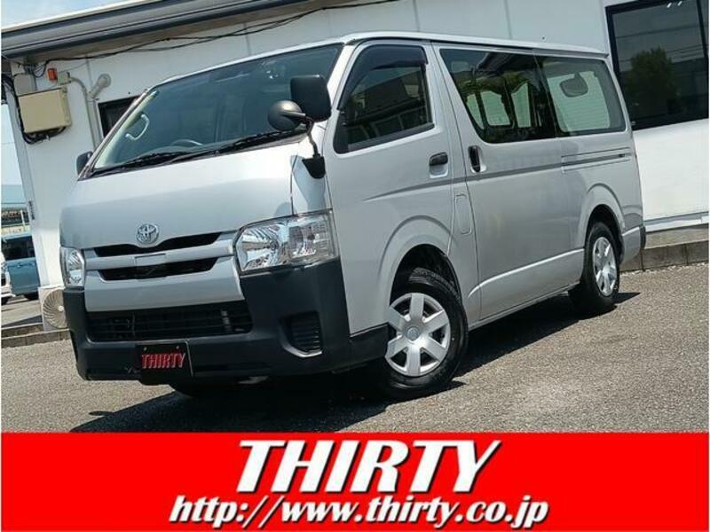 TOYOTA HIACE VAN