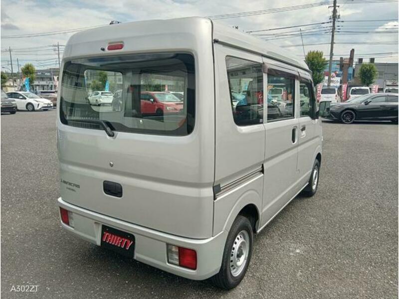 MINICAB VAN