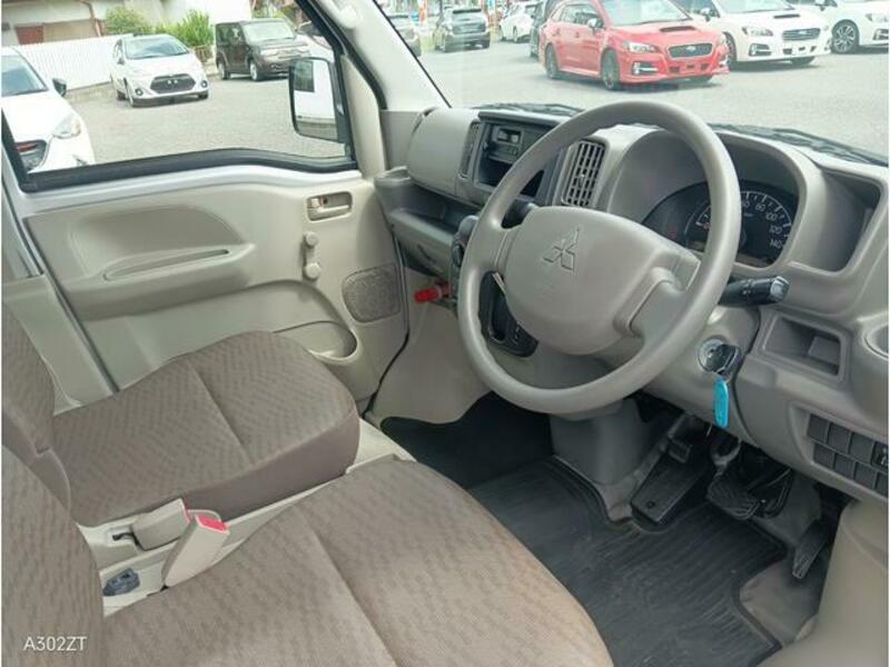 MINICAB VAN