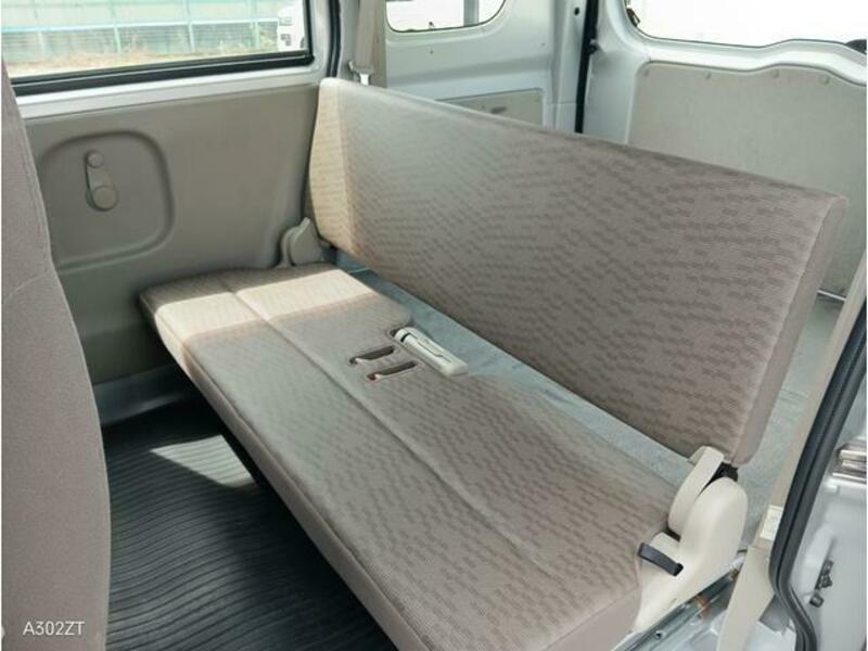 MINICAB VAN