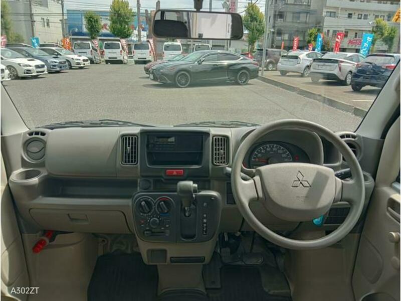 MINICAB VAN