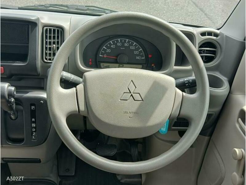 MINICAB VAN