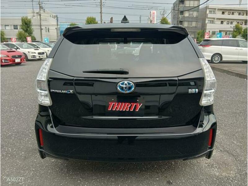 PRIUS ALPHA