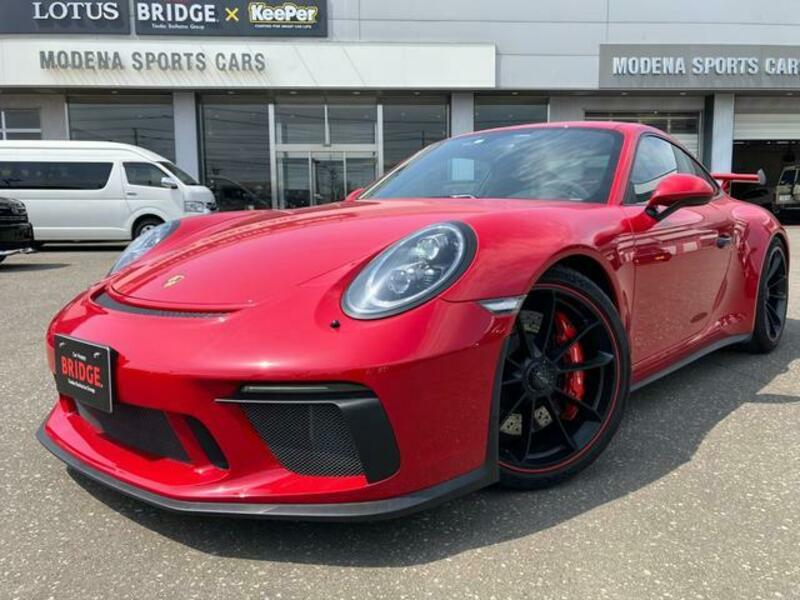 911