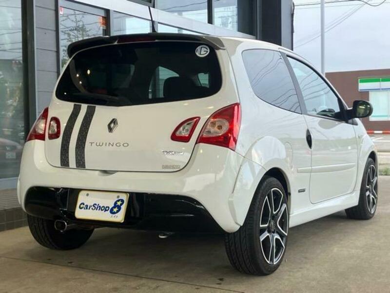 TWINGO