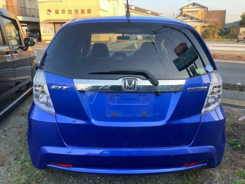 FIT HYBRID