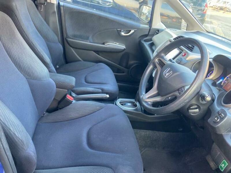 FIT HYBRID