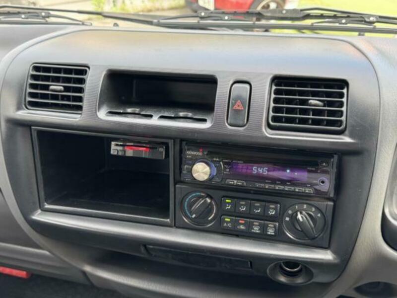 BONGO VAN