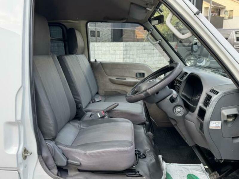 BONGO VAN