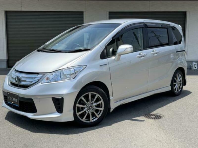 HONDA FREED HYBRID