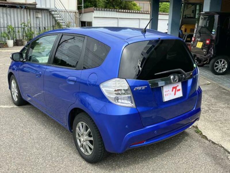 FIT HYBRID
