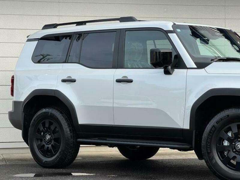 LAND CRUISER 250