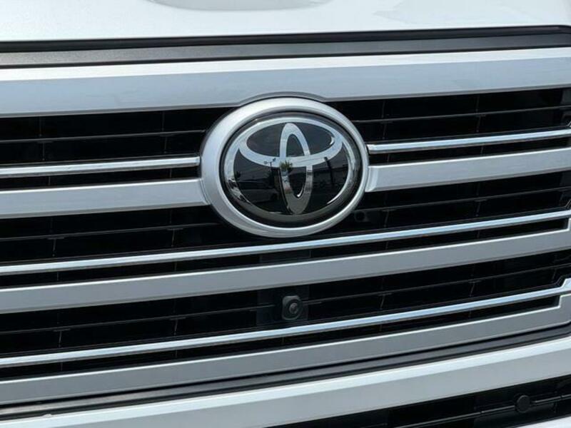 LAND CRUISER