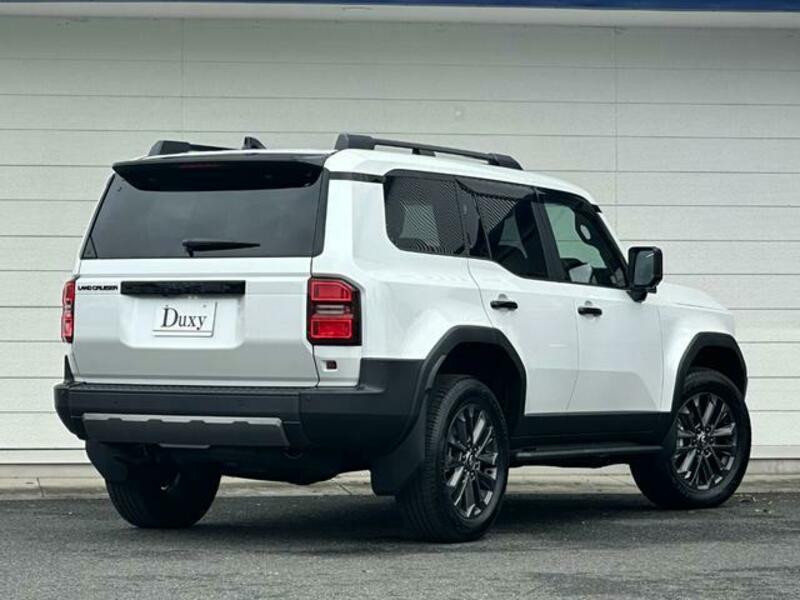 LAND CRUISER 250