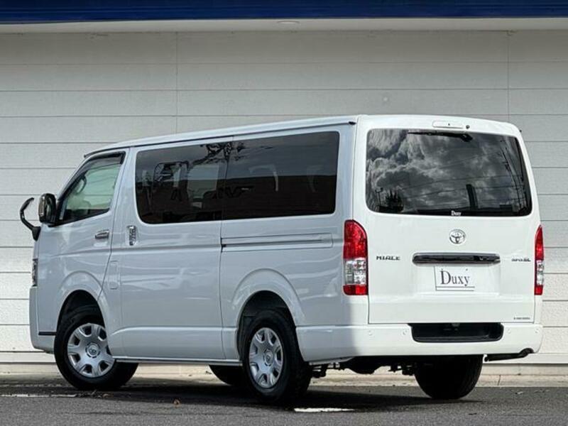 HIACE VAN