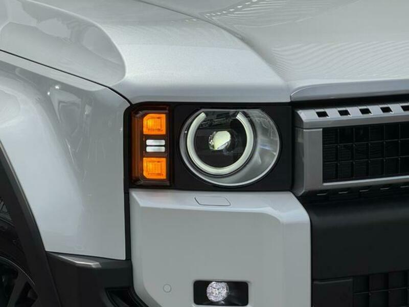 LAND CRUISER 250