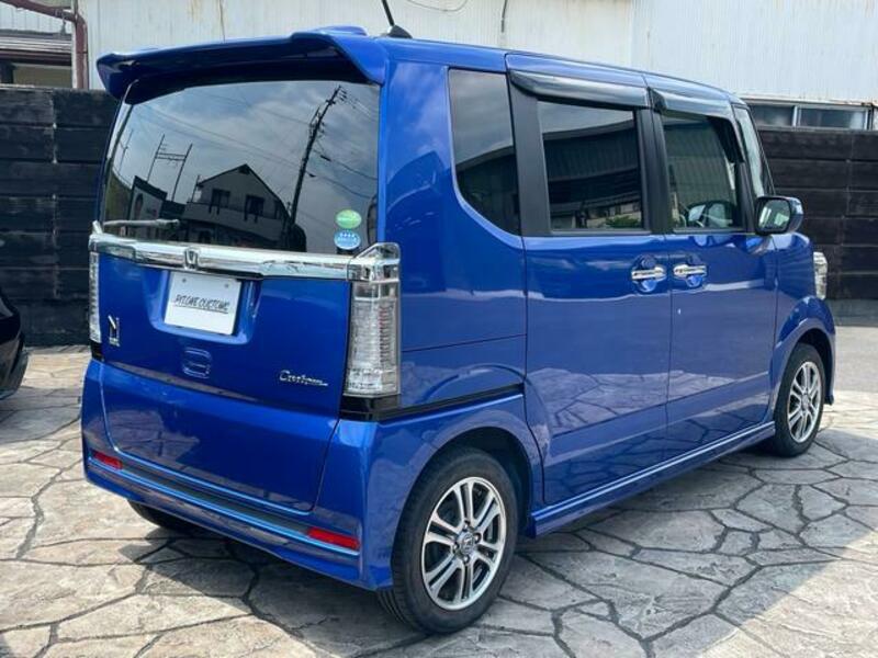 N BOX CUSTOM