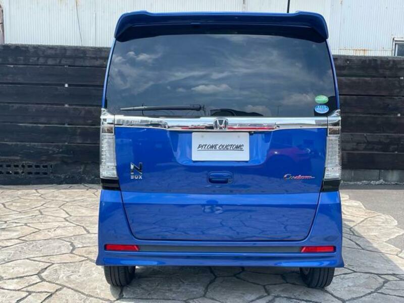N BOX CUSTOM